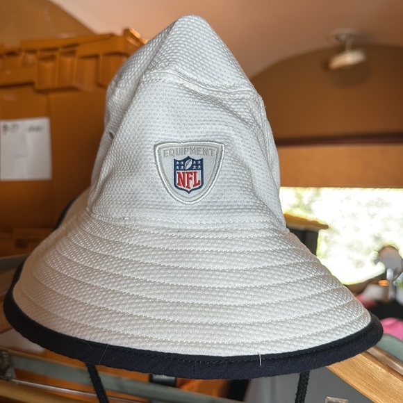 New Era White NFL Chicago Bears Team Bucket Hat OSFM - Picture 5 of 9